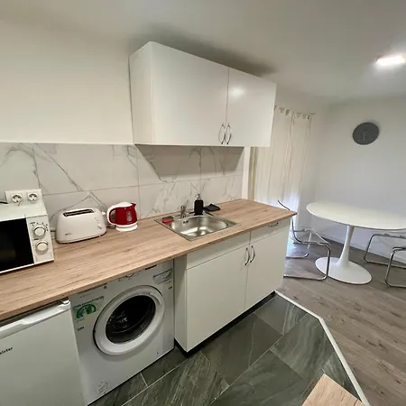 Miko Next To Castle District Διαμέρισμα *